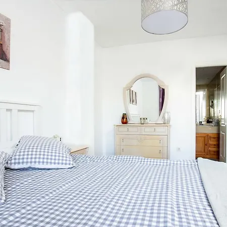 Bonito En Nueva Andalucia Apartment