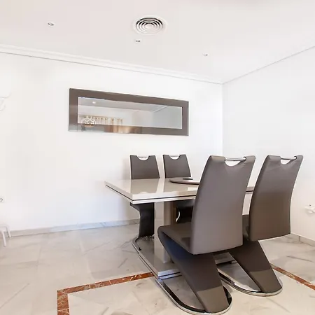 Bonito En Nueva Andalucia * Marbella