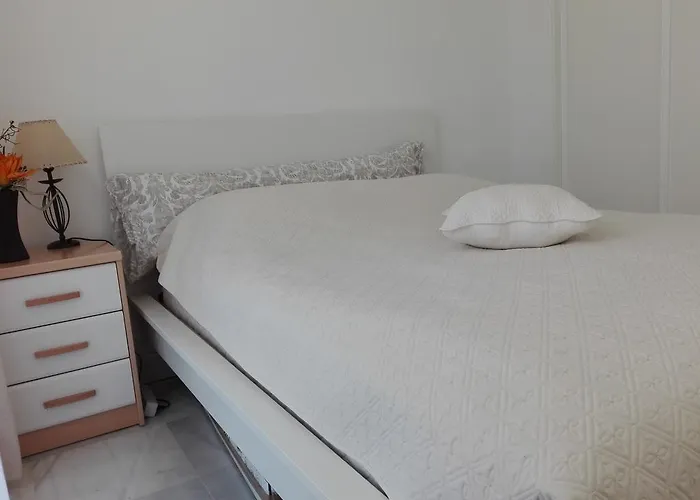 Bonito En Nueva Andalucia Apartment