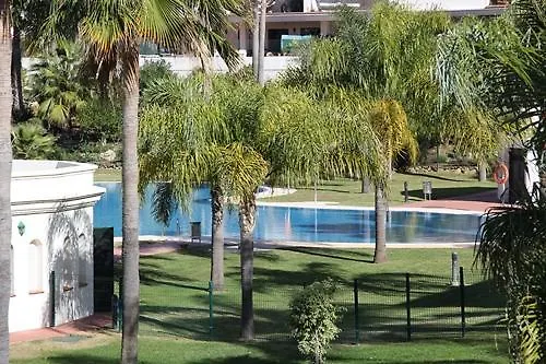 Bonito En Nueva Andalucia * Marbella