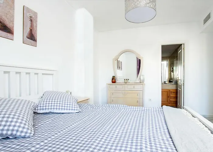 Bonito En Nueva Andalucia Apartment